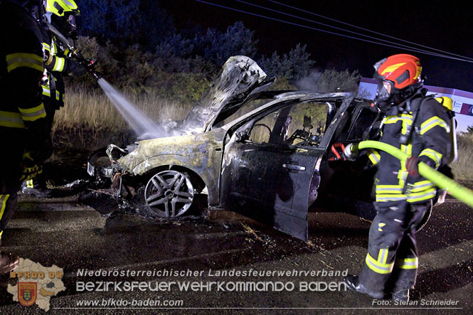 20220723 Fahrzeug fing bei Abschleppversuch Feuer  Foto: Stefan Schneider BFKDO Baden