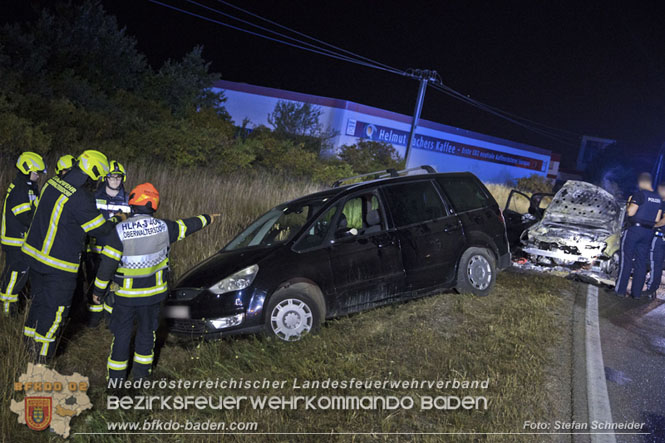 20220723 Fahrzeug fing bei Abschleppversuch Feuer  Foto: Stefan Schneider BFKDO Baden