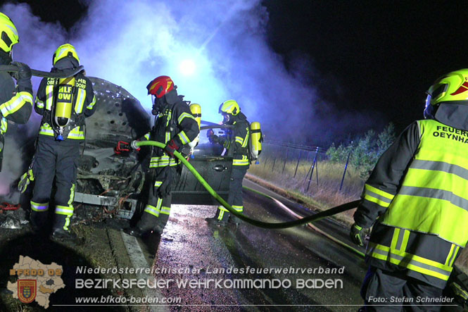 20220723 Fahrzeug fing bei Abschleppversuch Feuer  Foto: Stefan Schneider BFKDO Baden