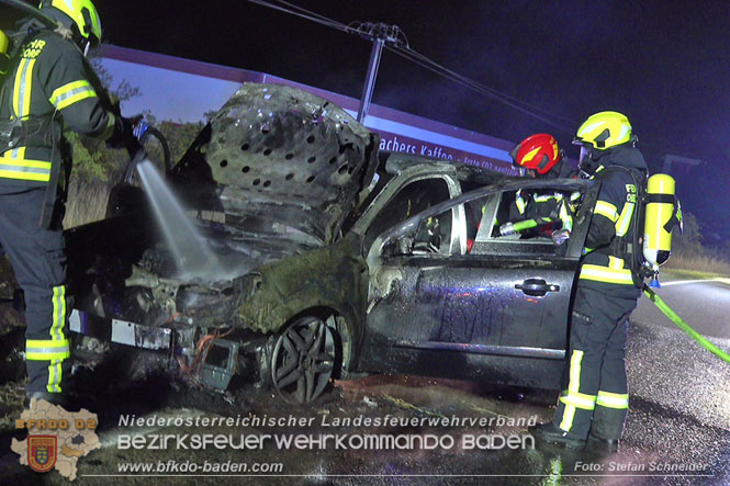 20220723 Fahrzeug fing bei Abschleppversuch Feuer  Foto: Stefan Schneider BFKDO Baden