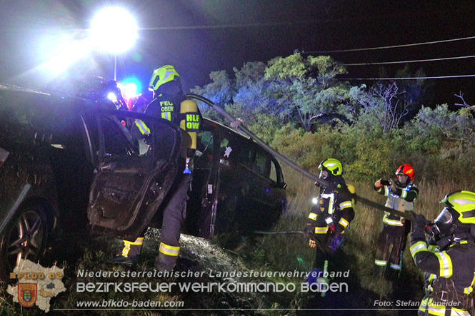 20220723 Fahrzeug fing bei Abschleppversuch Feuer  Foto: Stefan Schneider BFKDO Baden