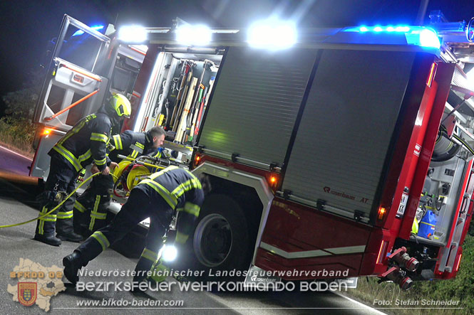 20220723 Fahrzeug fing bei Abschleppversuch Feuer  Foto: Stefan Schneider BFKDO Baden