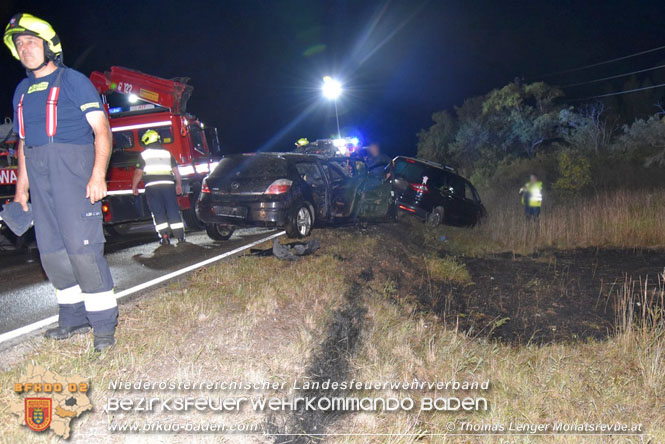 20220723 Fahrzeug fing bei Abschleppversuch Feuer  Foto: Thomas Lenger Monatsrevue.at