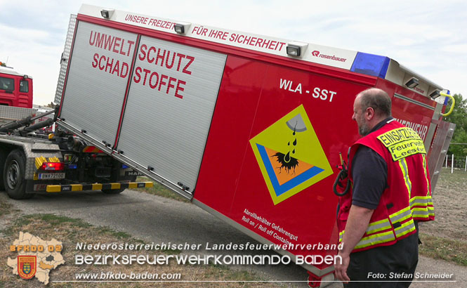 20220802 20220802 Schadstoffeinsatz wegen Gebrechen an Heizl-Tank in Baden Ortsteil Leesdorf  Foto: Stefan Schneider BFK BADEN