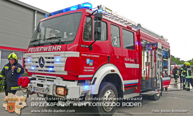 20220821 Fahrzeugbrand in Tribuswinkel  Foto: Stefan Schneider BFKDO BADEN