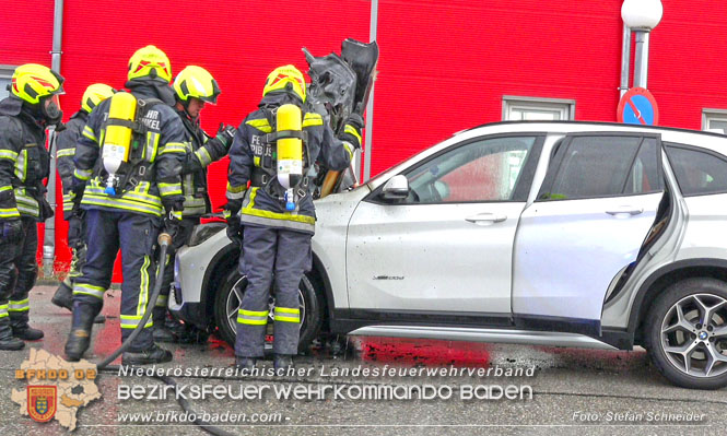 20220821 Fahrzeugbrand in Tribuswinkel  Foto: Stefan Schneider BFKDO BADEN