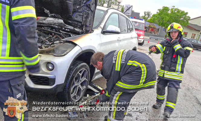 20220821 Fahrzeugbrand in Tribuswinkel  Foto: Stefan Schneider BFKDO BADEN