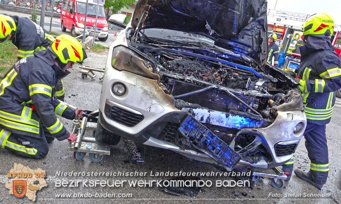 20220821 Fahrzeugbrand in Tribuswinkel  Foto: Stefan Schneider BFKDO BADEN