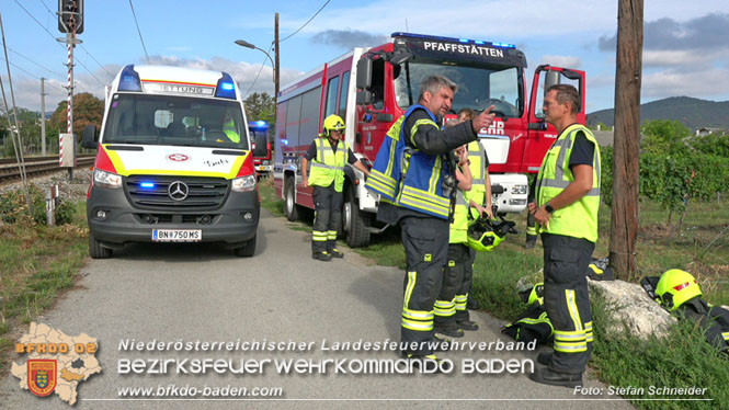 20220829 Unfall bei WLB-Bahnbergang in Pfaffsttten  Foto: Stefan Schneider BFKDO BADEN