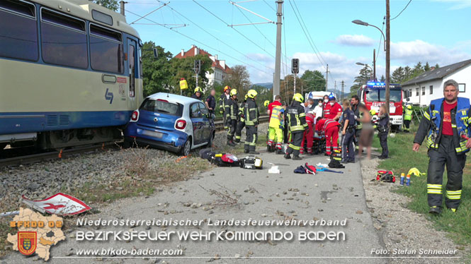20220829 Unfall bei WLB-Bahnübergang in Pfaffstätten Foto: Stefan Schneider BFKDO BADEN 20220829 Unfall bei WLB-Bahnübergang in Pfaffstätten Foto: Stefan Schneider BFKDO BADEN