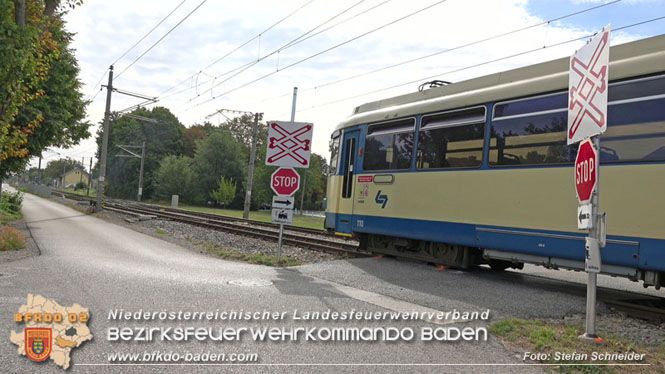 20220829 Unfall bei WLB-Bahnübergang in Pfaffstätten Foto: Stefan Schneider BFKDO BADEN 20220829 Unfall bei WLB-Bahnübergang in Pfaffstätten Foto: Stefan Schneider BFKDO BADEN