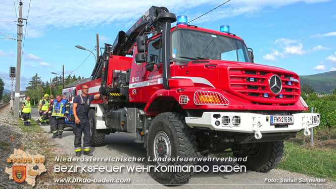 20220829 Unfall bei WLB-Bahnübergang in Pfaffstätten Foto: Stefan Schneider BFKDO BADEN 20220829 Unfall bei WLB-Bahnübergang in Pfaffstätten Foto: Stefan Schneider BFKDO BADEN