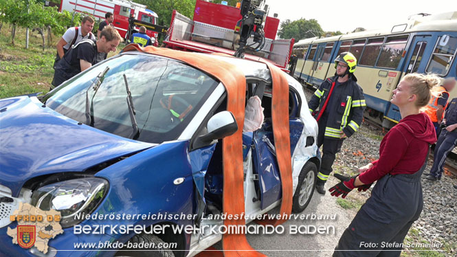 20220829 Unfall bei WLB-Bahnübergang in Pfaffstätten Foto: Stefan Schneider BFKDO BADEN 20220829 Unfall bei WLB-Bahnübergang in Pfaffstätten Foto: Stefan Schneider BFKDO BADEN