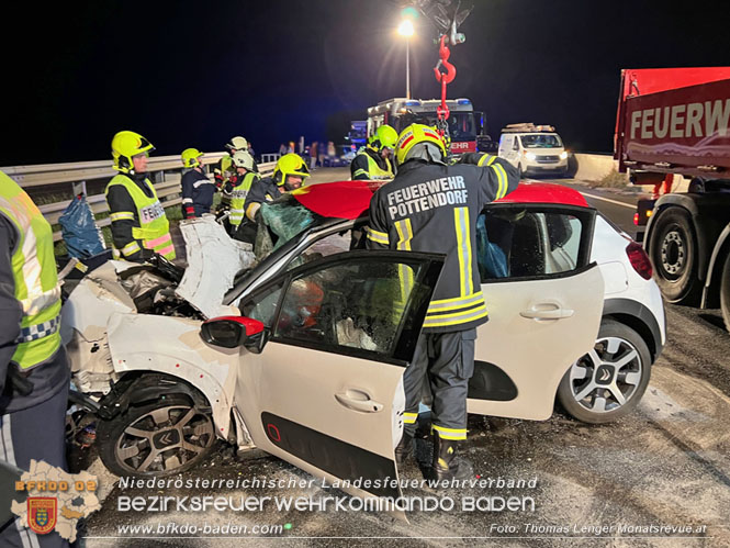 20221012 Pkw prallte gegen Lkw und fing Feuer auf der A3   Foto: Thomas Lenger Monatsrveue.at