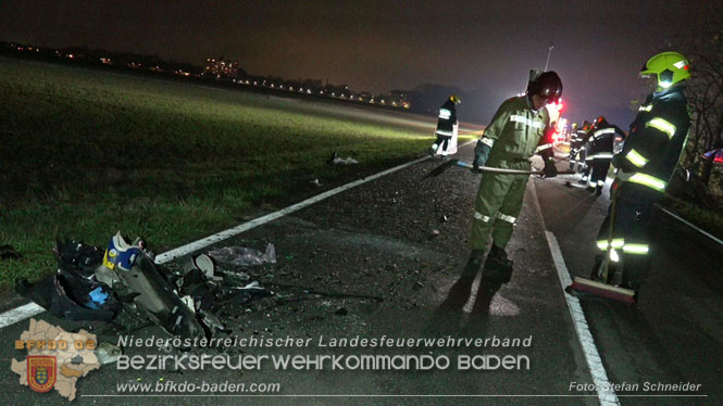 20221115 Verkehrsunfall mit Menschenrettung auf der L154 Günseldorf - Teesdorf Foto: Stefan Schneider BFKDO BADEN 20221115 Verkehrsunfall mit Menschenrettung auf der L154 Günseldorf - Teesdorf Foto: Stefan Schneider BFKDO BADEN