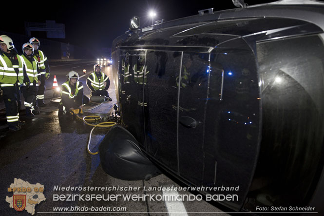 20221120 Verkehrsunfall auf der A2 bei Baden RFB Sd  Foto: Stefan Schneider BFKDO BADEN