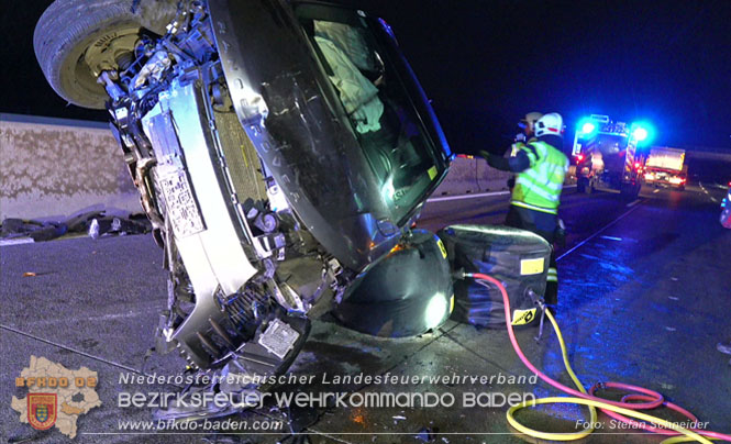 20221120 Verkehrsunfall auf der A2 bei Baden RFB Sd  Foto: Stefan Schneider BFKDO BADEN