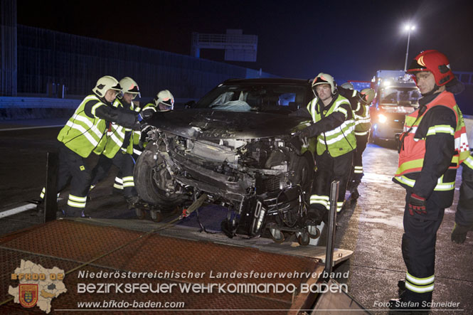 20221120 Verkehrsunfall auf der A2 bei Baden RFB Sd  Foto: Stefan Schneider BFKDO BADEN