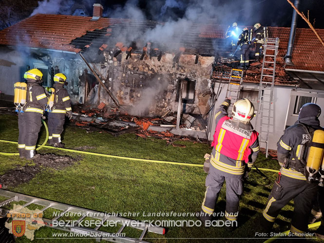 20221208 Wohnhausbrand in Hirtenberg  Foto: Stefan Schneider BFKDO BADEN 