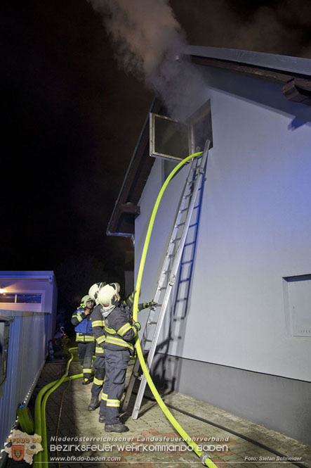 20221208 Wohnhausbrand in Hirtenberg  Foto: Stefan Schneider BFKDO BADEN 