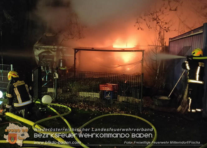 20221229 Brand auf einem Grundstück in Mitterndorf an der Fischa Foto: Freiwillige Feuerwehr Mitterndorf 20221229 Brand auf einem Grundstück in Mitterndorf an der Fischa Foto: Freiwillige Feuerwehr Mitterndorf