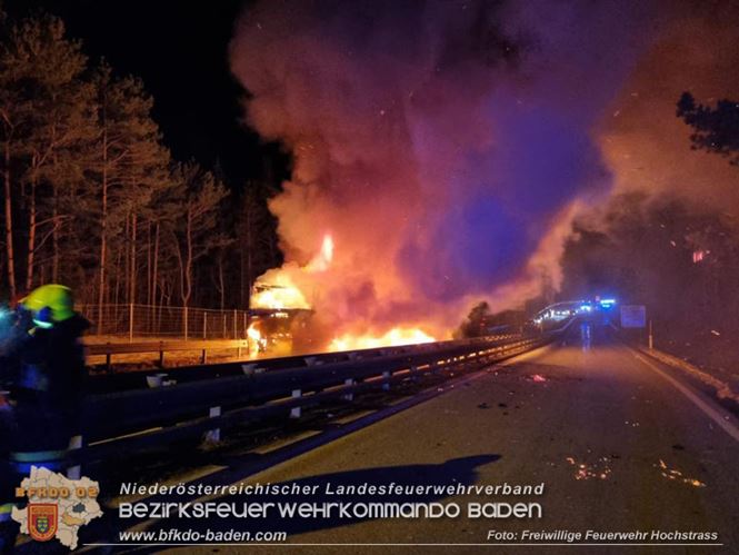 20230208 Lkw Sattelzug in Vollbrand bei Hochstra&szlig;   Foto: Freiwillige Feuerwehr Hochstra&szlig;