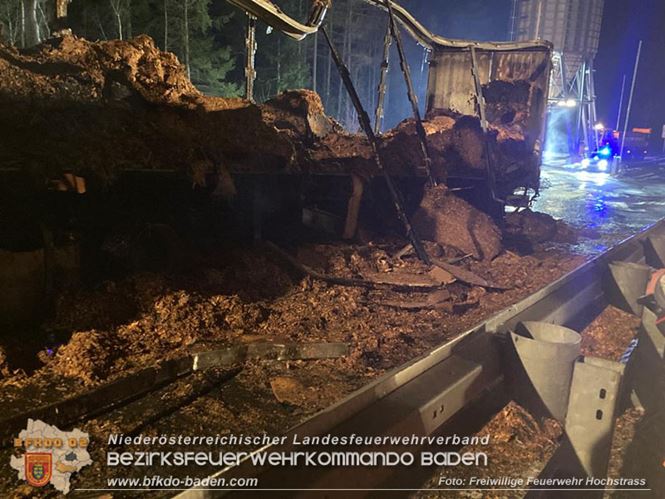 20230208 Lkw Sattelzug in Vollbrand bei Hochstra&szlig;   Foto: Freiwillige Feuerwehr Hochstra&szlig;