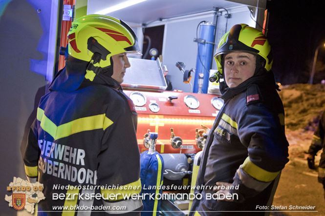 20230208 Lkw Sattelzug in Vollbrand bei Hochstra&szlig;   Foto: Stefan Schneider BFKDO BADEN