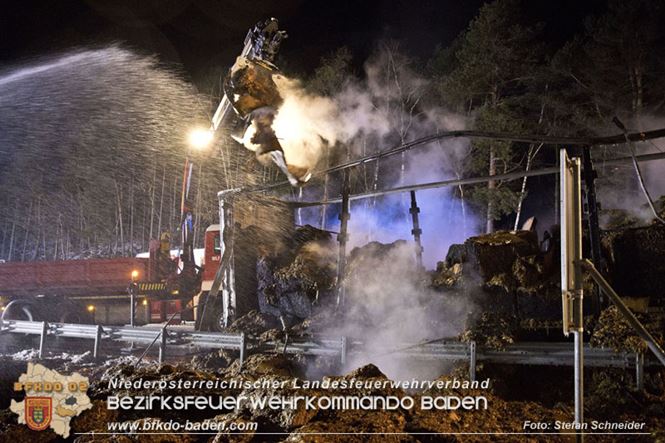 20230208 Lkw Sattelzug in Vollbrand bei Hochstra&szlig;   Foto: Stefan Schneider BFKDO BADEN