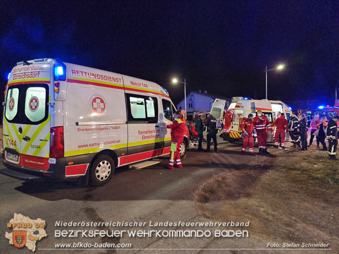 20230218 Groschadensereignis - Menschenrettung (T3) auf der B60  Foto: Stefan Schneider BFKDO BADEN