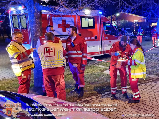 20230218 Groschadensereignis - Menschenrettung (T3) auf der B60  Foto: Stefan Schneider BFKDO BADEN