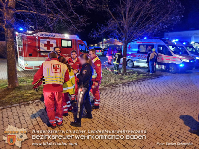 20230218 Groschadensereignis - Menschenrettung (T3) auf der B60  Foto: Stefan Schneider BFKDO BADEN