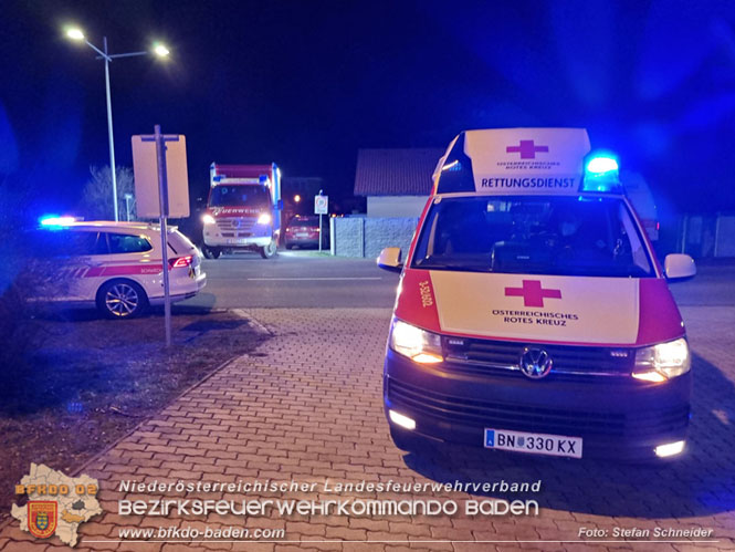 20230218 Großschadensereignis - Menschenrettung (T3) auf der B60 Foto: Stefan Schneider BFKDO BADEN 20230218 Großschadensereignis - Menschenrettung (T3) auf der B60 Foto: Stefan Schneider BFKDO BADEN