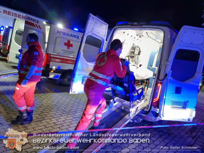 20230218 Groschadensereignis - Menschenrettung (T3) auf der B60  Foto: Stefan Schneider BFKDO BADEN