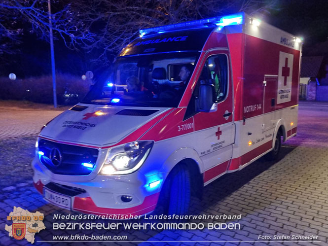 20230218 Großschadensereignis - Menschenrettung (T3) auf der B60 Foto: Stefan Schneider BFKDO BADEN 20230218 Großschadensereignis - Menschenrettung (T3) auf der B60 Foto: Stefan Schneider BFKDO BADEN