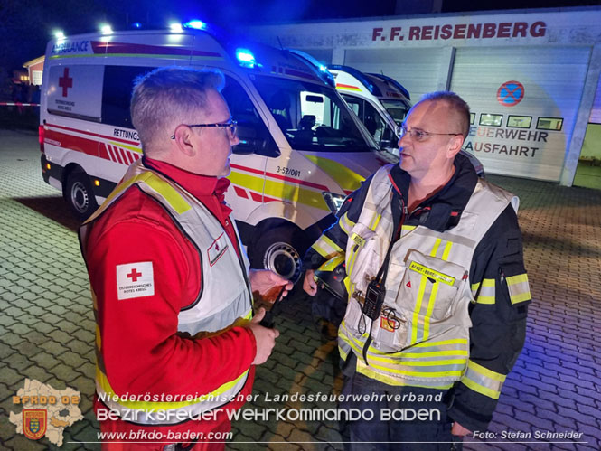 20230218 Großschadensereignis - Menschenrettung (T3) auf der B60 Foto: Stefan Schneider BFKDO BADEN 20230218 Großschadensereignis - Menschenrettung (T3) auf der B60 Foto: Stefan Schneider BFKDO BADEN