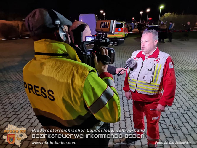 20230218 Groschadensereignis - Menschenrettung (T3) auf der B60  Foto: Stefan Schneider BFKDO BADEN