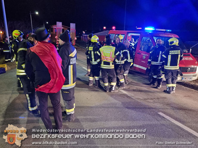 20230218 Groschadensereignis - Menschenrettung (T3) auf der B60  Foto: Stefan Schneider BFKDO BADEN