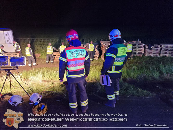 20230502 Lkw Unfall auf der A2 bei Traiskirchen  Foto: Stefan Schneider BFKDO BADEN