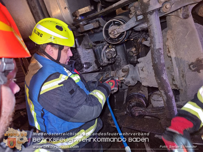 20230502 Lkw Unfall auf der A2 bei Traiskirchen Foto: Stefan Schneider BFKDO BADEN 20230502 Lkw Unfall auf der A2 bei Traiskirchen Foto: Stefan Schneider BFKDO BADEN