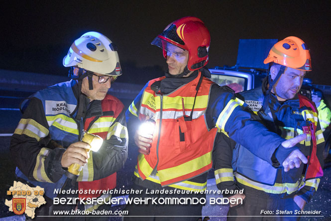 20230502 Lkw Unfall auf der A2 bei Traiskirchen Foto: Stefan Schneider BFKDO BADEN 20230502 Lkw Unfall auf der A2 bei Traiskirchen Foto: Stefan Schneider BFKDO BADEN
