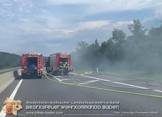 20230710_Brand eines Gefahrgut Lkw auf der A21   Foto: BFKDO BADEN