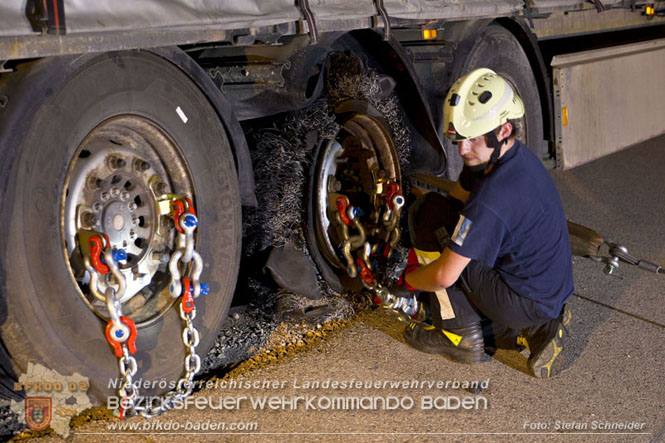 20230822 Schwere LKW Bergung in Bad Vslau  Foto: Stefan Schneider BFKDO BADEN
