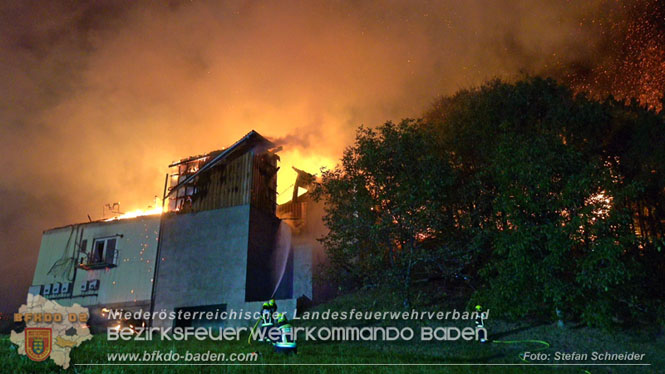 20231007_Grobrand in Heizungsanlage von Hhnerstall in Schwarzensee/Neuhaus  Foto: Stefan Schneider BFK Baden