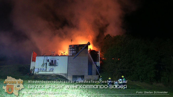 20231007_Grobrand in Heizungsanlage von Hhnerstall in Schwarzensee/Neuhaus  Foto: Stefan Schneider BFK Baden