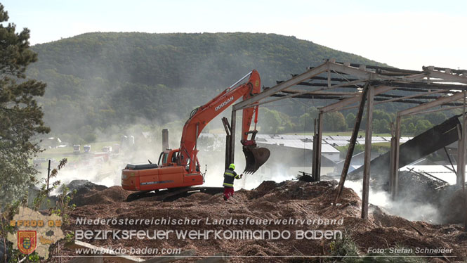 20231007_Grobrand in Heizungsanlage von Hhnerstall in Schwarzensee/Neuhaus  Foto: Stefan Schneider BFK Baden