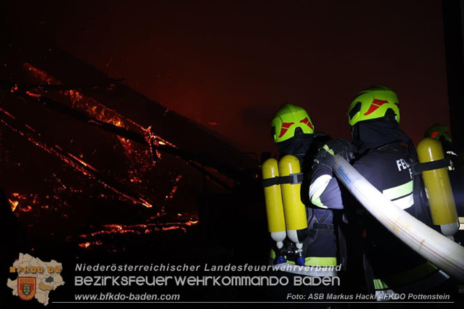 20231007_Grobrand in Heizungsanlage von Hhnerstall in Schwarzensee/Neuhaus  Foto: ASB Markus Hackl AFK Pottenstein