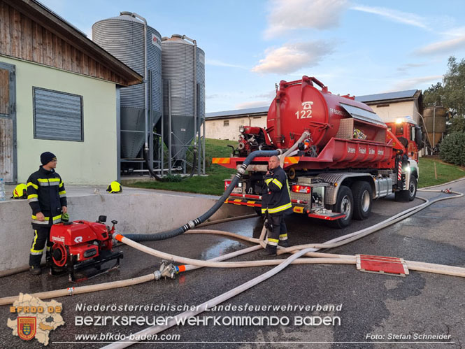 20231007_Grobrand in Heizungsanlage von Hhnerstall in Schwarzensee/Neuhaus  Foto: Stefan Schneider BFK Baden