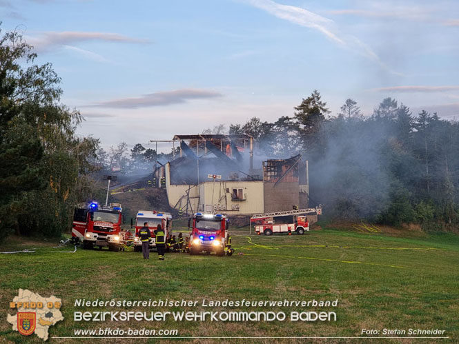 20231007_Grobrand in Heizungsanlage von Hhnerstall in Schwarzensee/Neuhaus  Foto: Stefan Schneider BFK Baden