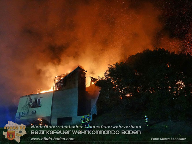 20231007_Grobrand in Heizungsanlage von Hhnerstall in Schwarzensee/Neuhaus  Foto: Stefan Schneider BFK Baden